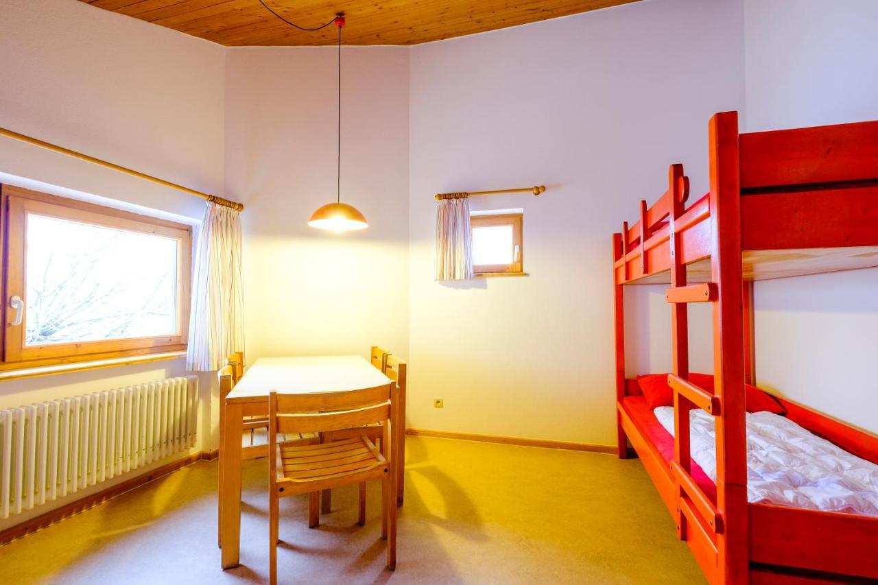 Djh Jugendherberge Pottenstein Bagian luar foto