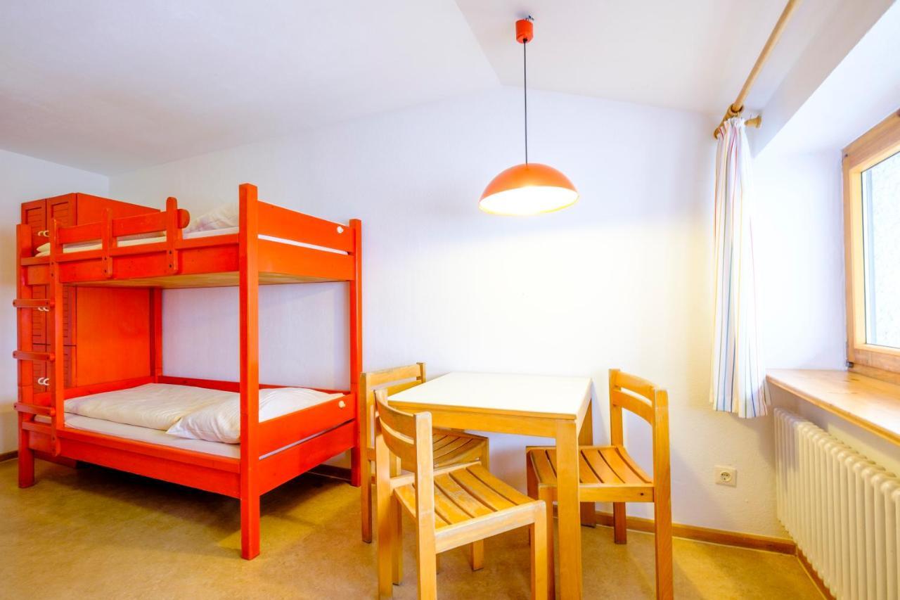 Djh Jugendherberge Pottenstein Bagian luar foto