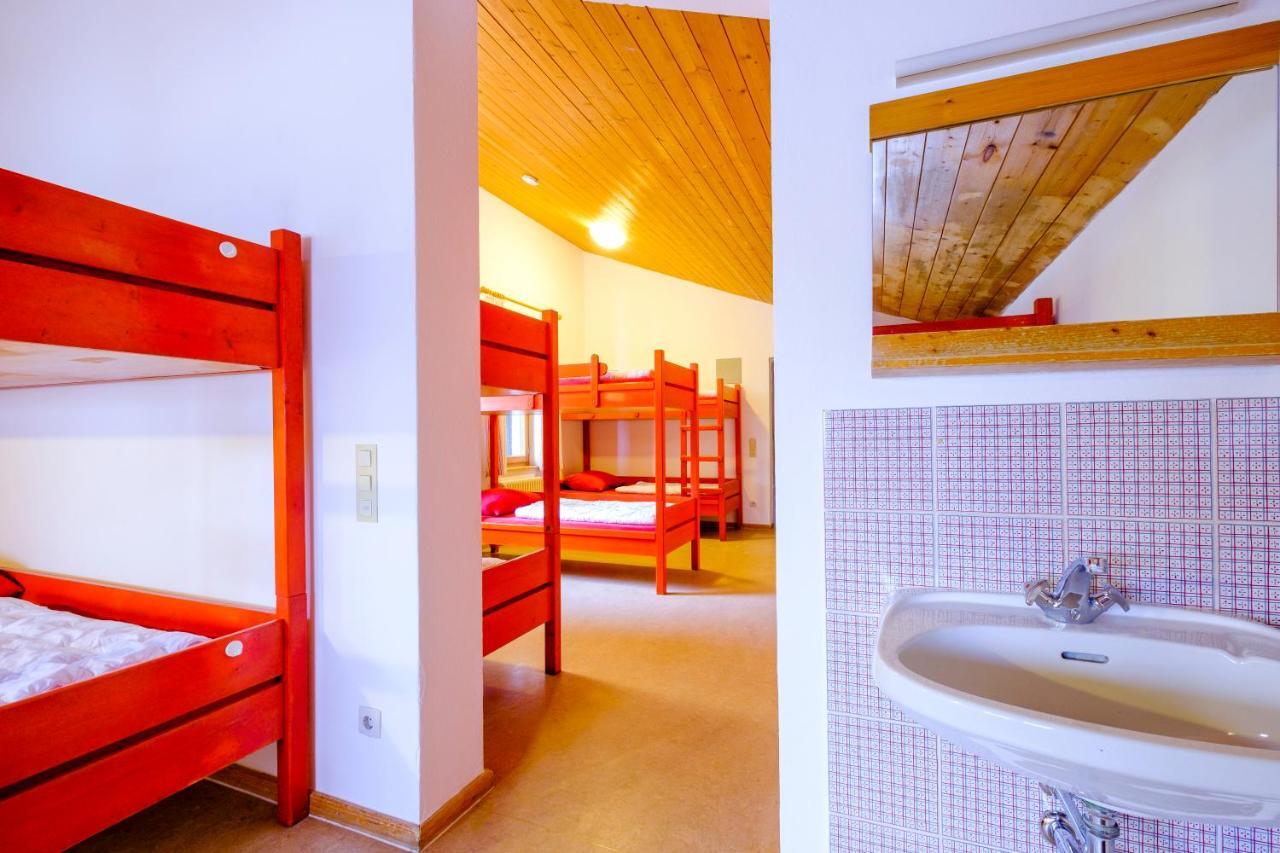 Djh Jugendherberge Pottenstein Bagian luar foto