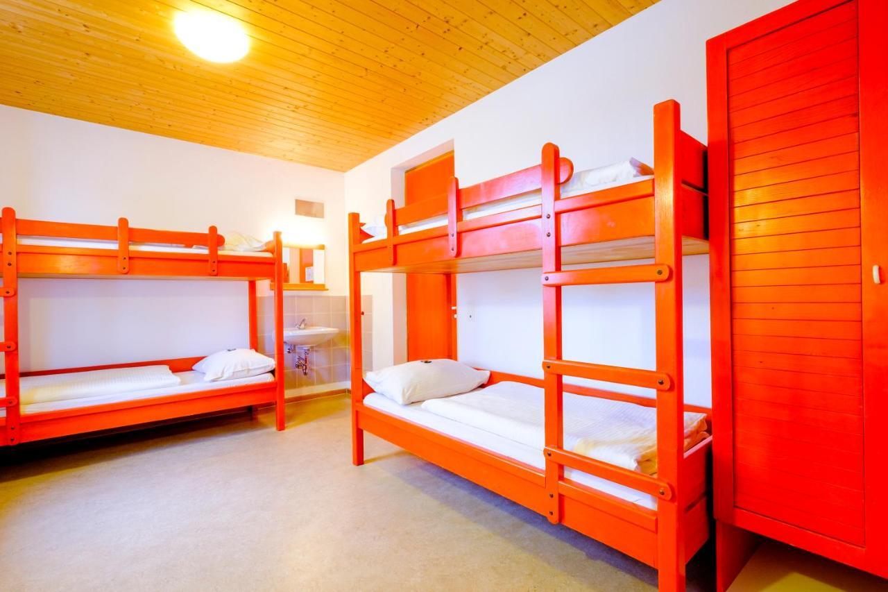 Djh Jugendherberge Pottenstein Bagian luar foto