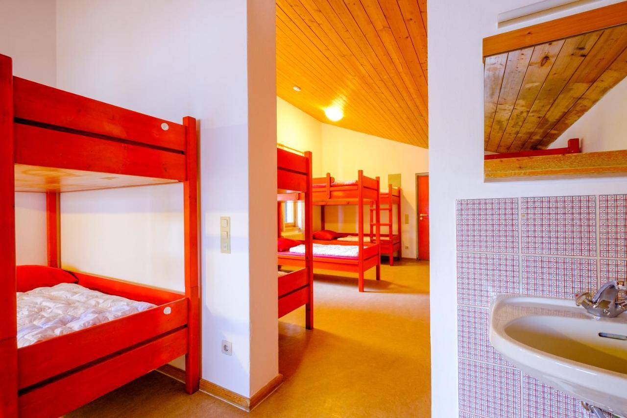 Djh Jugendherberge Pottenstein Bagian luar foto