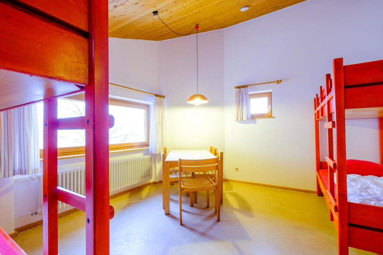 Djh Jugendherberge Pottenstein Bagian luar foto